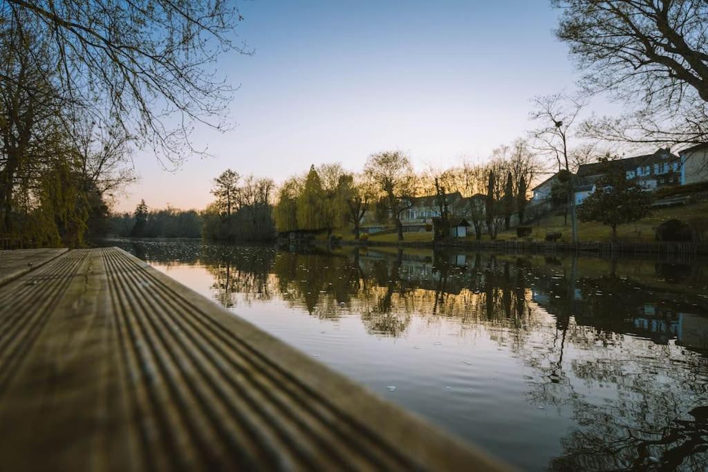 Le Chalet Du Bout Du Monde, En Bord De Riviere ! Grez-sur-Loing Εξωτερικό φωτογραφία
